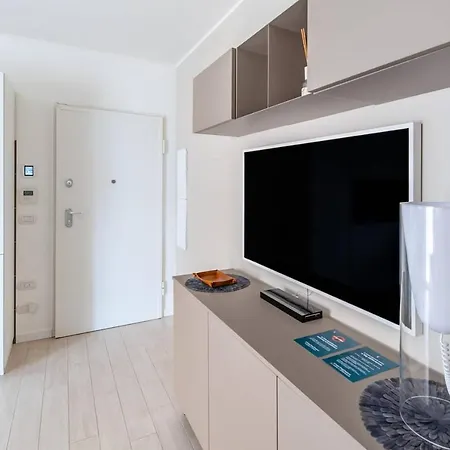 Easylife - Moderno Con Terrazzo In Paolo Sarpi Apartamento Milão
